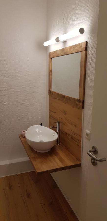 Hotelroom Style Moosach U3 S1 * Monaco di Baviera