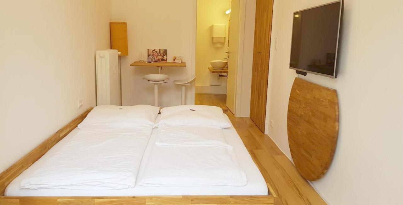 Hotelroom Style Moosach U3 S1 Appartamento Monaco di Baviera